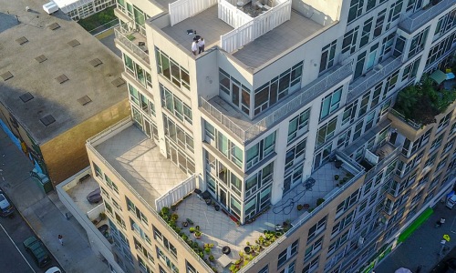 View the high-rise apartments, 119th & Third